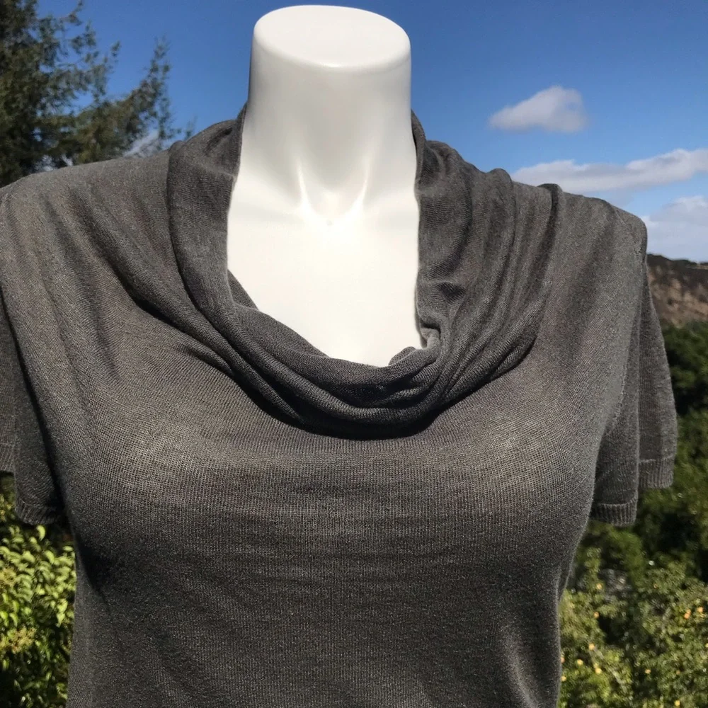 Karen Kane Sweater Tunic. Size L